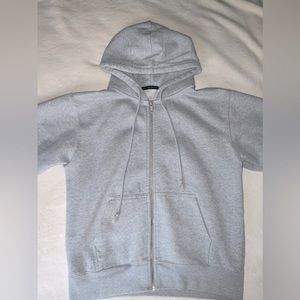 Brandy Melville Grey ZipUp ✨